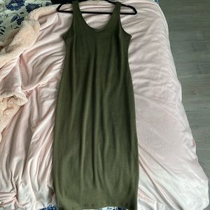 Olive Casual Midi body con dress